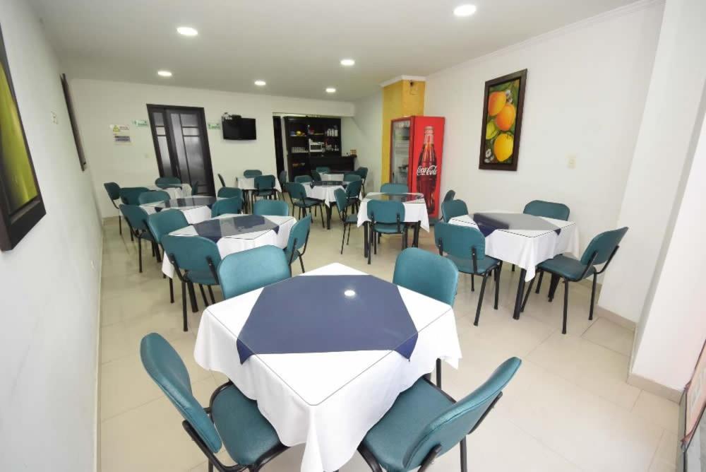 Hotel Zafiro Plaza Tunja Esterno foto